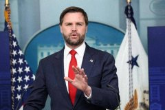 身体却很诚实地保持着微