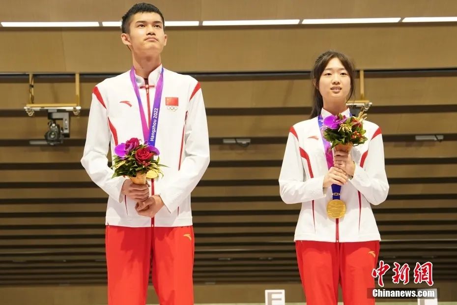 四位00后射击新星黄雨婷、韩佳予、盛李豪、杜林