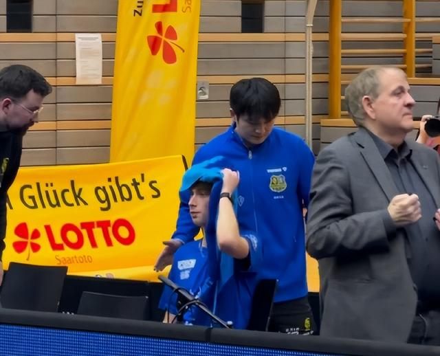 樊振东独取两分惜败 富尔达马伯策尔客场逆转萨