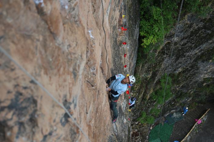 石榴杯2024中国攀岩自然岩壁系列赛首站在甘肃定