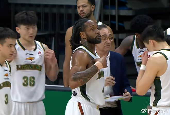 赵继伟两战21投2中 命中率不足一成致辽宁惨败广