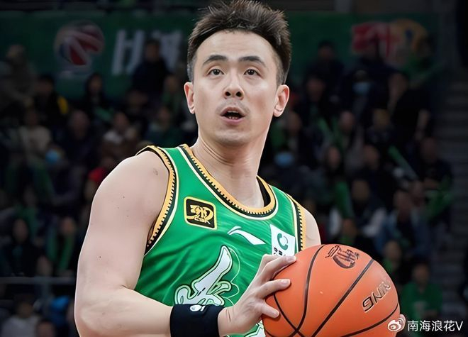 赵继伟两战21投2中 命中率不足一成致辽宁惨败广