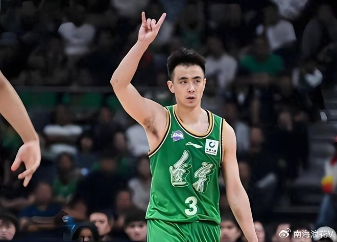 赵继伟两战21投2中 命中率不足一成致辽宁惨败广