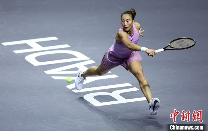 郑钦文力克莱巴金娜取首胜，晋级希望犹存