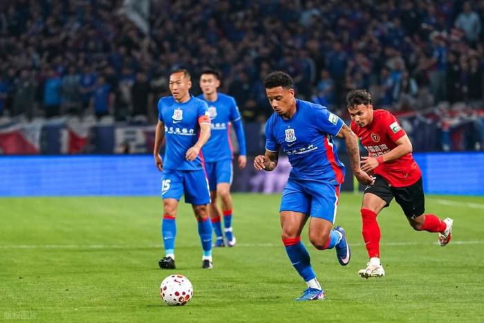 申花逆境崛起拉唐7球领跑射手榜