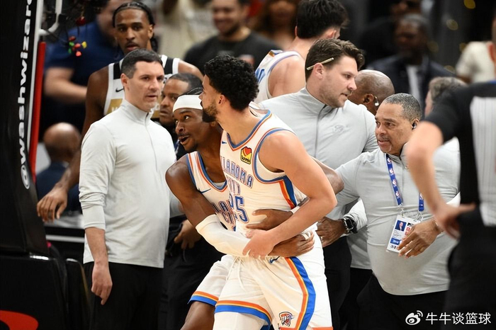 雷霆奇才冲突升级至观众席 裁判3比1判罚引争议